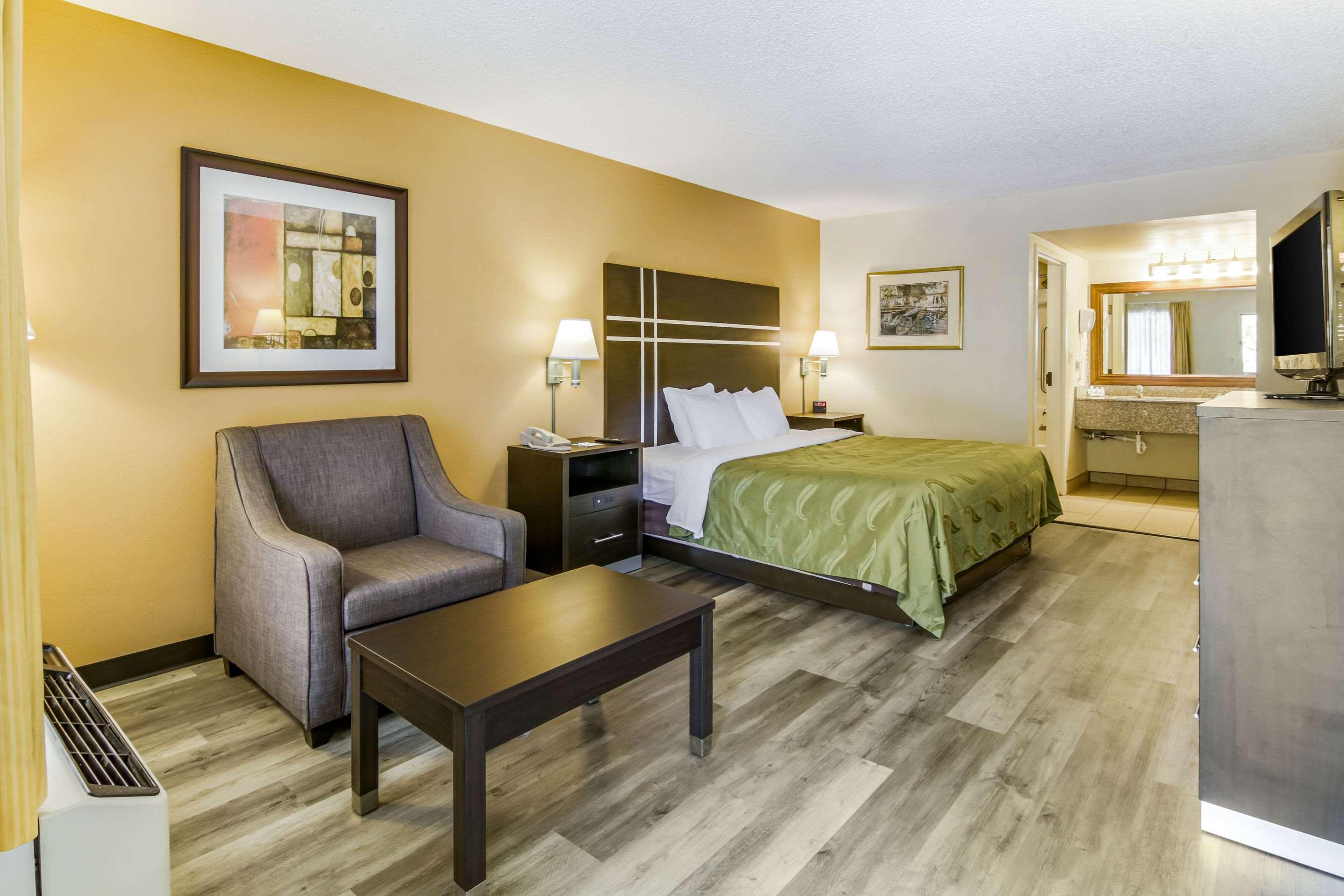Quality Inn & Suites Atlanta Stone Mountain Ngoại thất bức ảnh