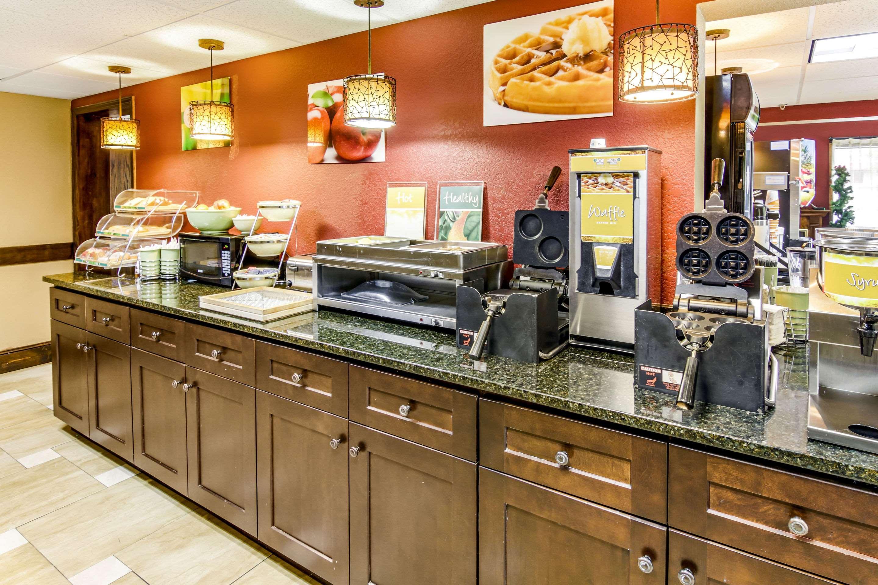 Quality Inn & Suites Atlanta Stone Mountain Ngoại thất bức ảnh
