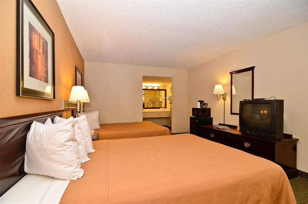 Quality Inn & Suites Atlanta Stone Mountain Phòng bức ảnh