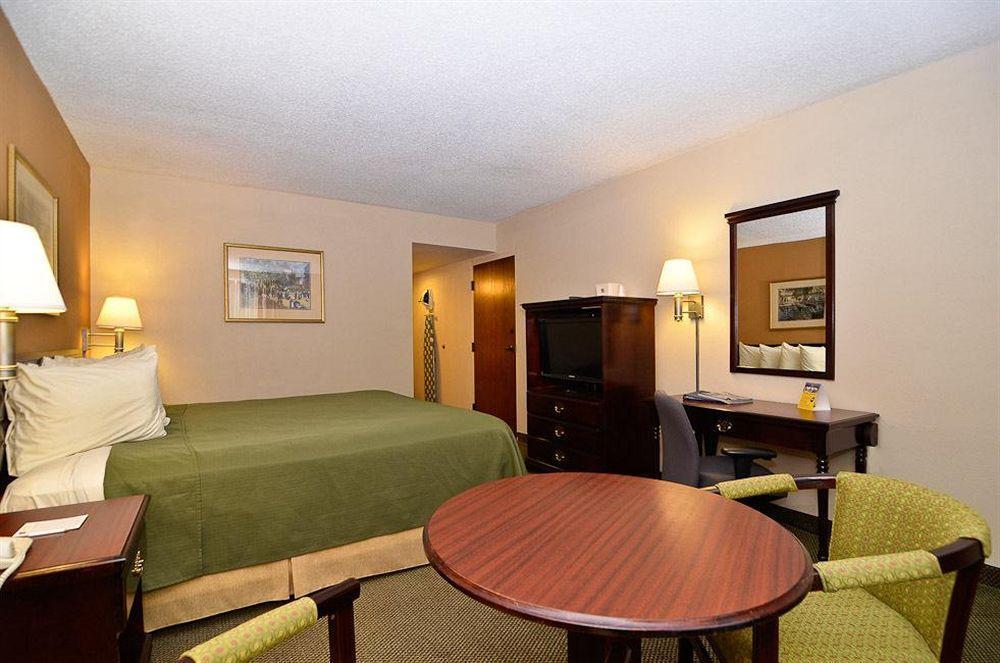 Quality Inn & Suites Atlanta Stone Mountain Phòng bức ảnh