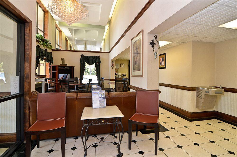 Quality Inn & Suites Atlanta Stone Mountain Ngoại thất bức ảnh