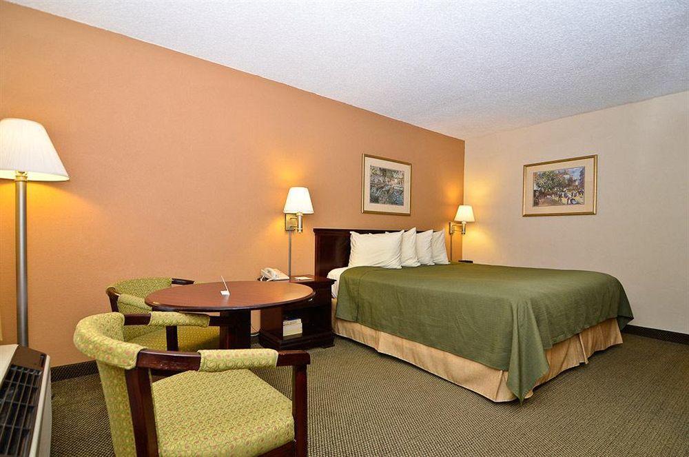 Quality Inn & Suites Atlanta Stone Mountain Ngoại thất bức ảnh